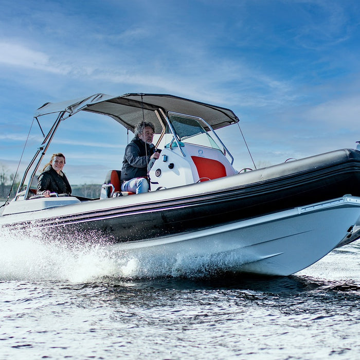 6 Reasons to buy a quality Bimini Top for your boat