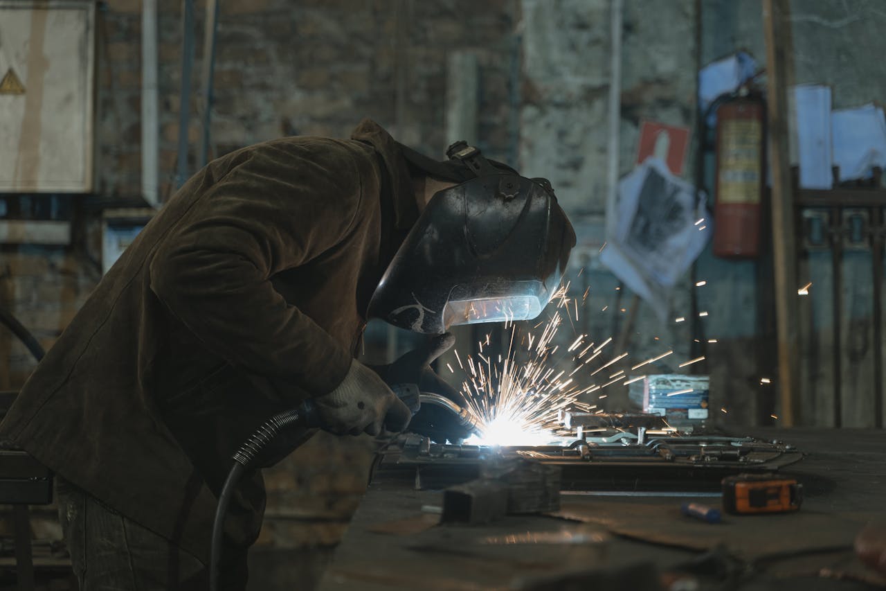 The Essential Guide to Welders: MIG vs. TIG